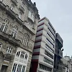 Casco Vello Balcon 1 Y 2 Apartment Vigo